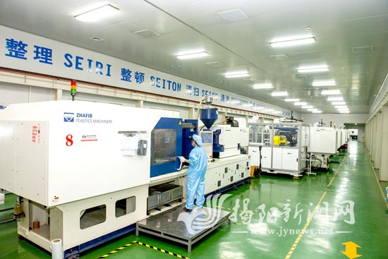 广东海兴控股集团公司建设智能制造车间,推进产业转型升级.