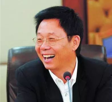 他就是洁柔的创始人邓颖忠.