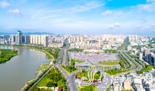 揭阳市区揭阳楼文化广场周边航拍图.郑楚藩 摄