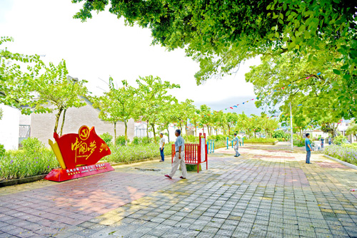 惠来县仙庵镇浮埔村人多地少,且多属于丘陵地势,青壮年长期在外务工