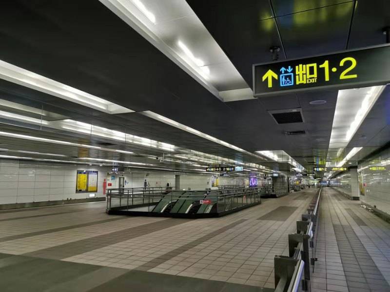 台湾新增206例本土新冠肺炎确诊病例 病床吃紧